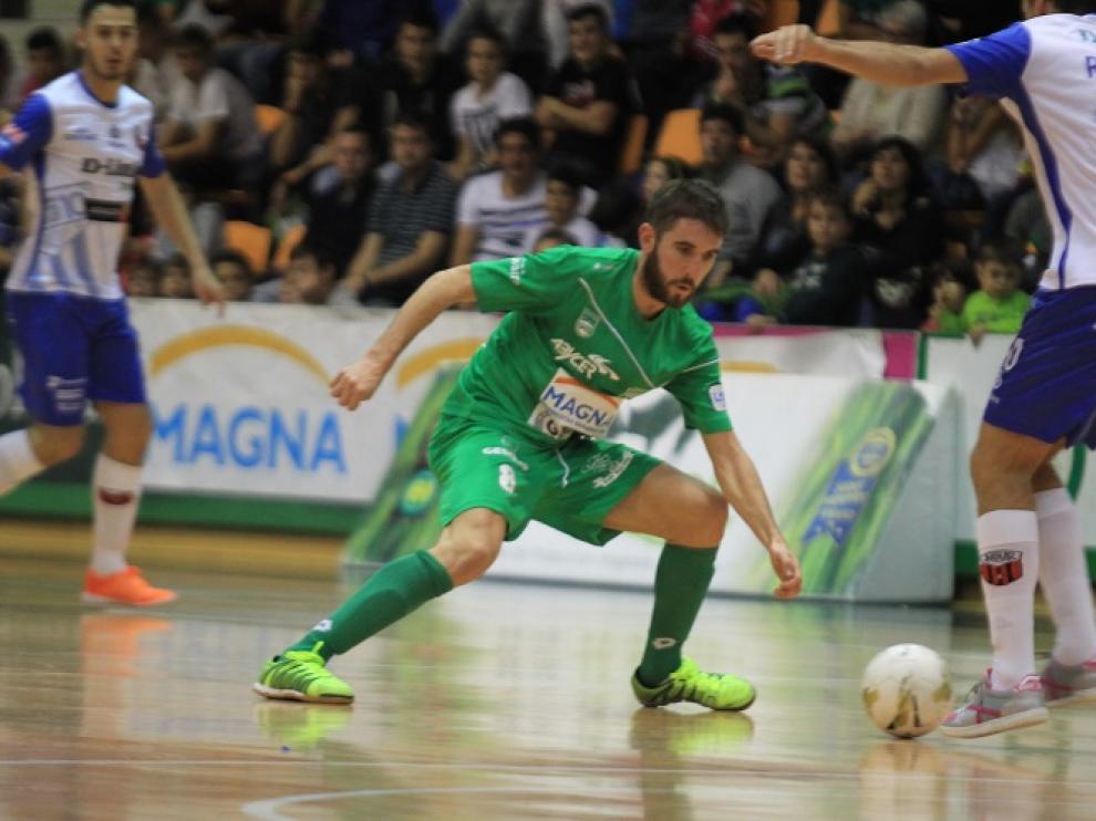 Una imagen del partido entre el ?Magna Gurpea y el D-Link