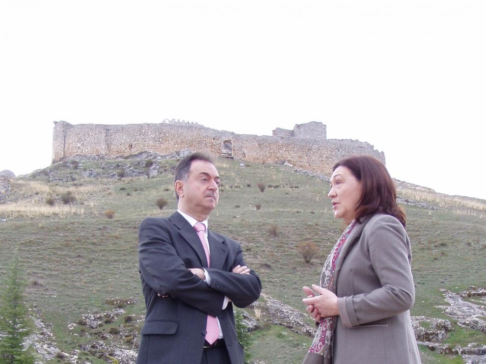 La subdelegada del Gobierno en Soria, María José Heredia, ha visitado este lunes, acompañada por el alcalde de El Burgo de Osma, Jesús Alonso.