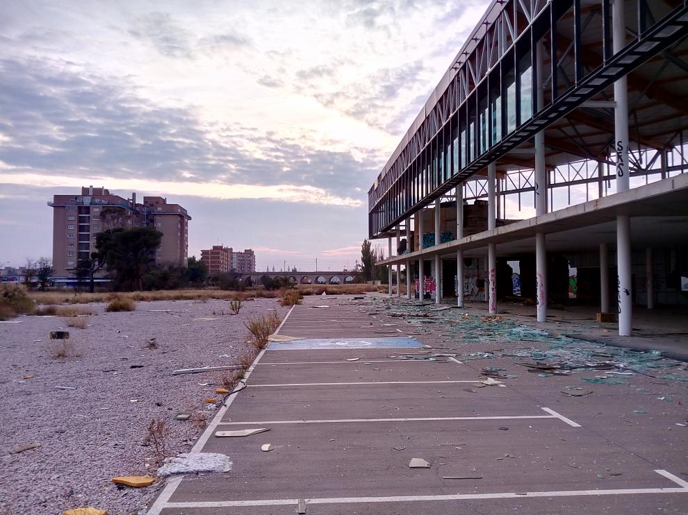 Estampa del exterior de las instalaciones el pasado domingo