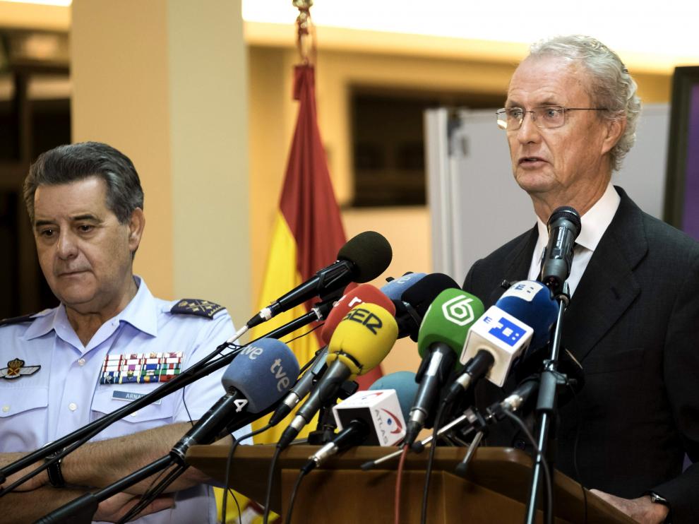 Pedro Morenés durante una rueda de prensa.