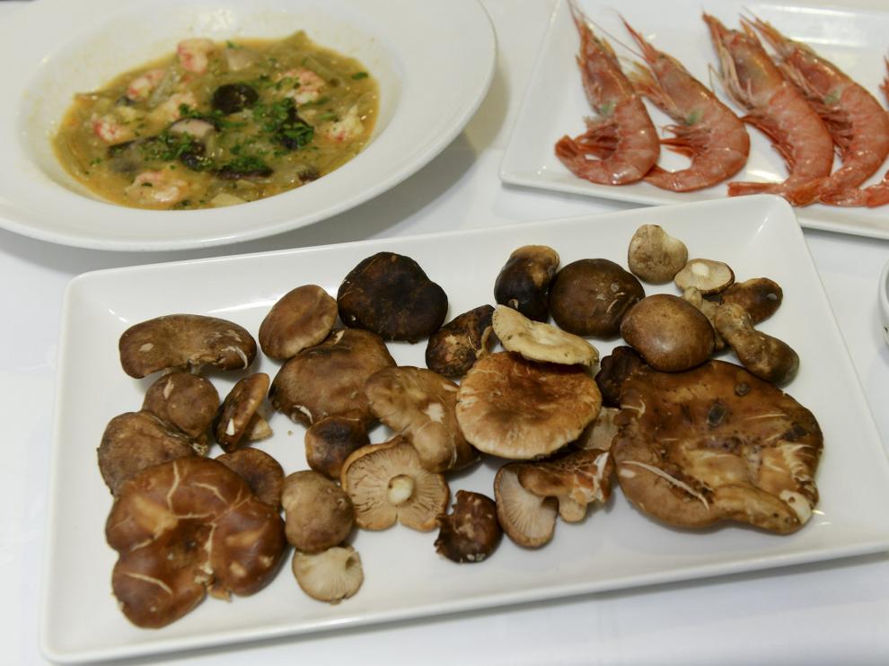 Plato de setas en el restaurante Rincón del Chorro de Albarracín.