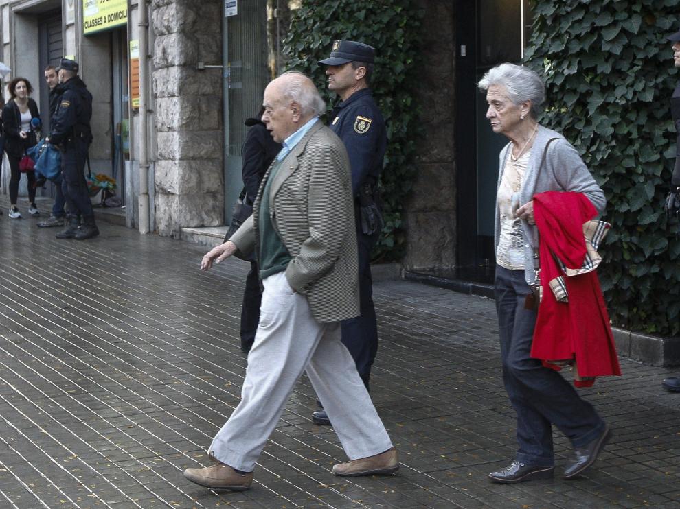 Jordi Pujol y su mujer, Marta Ferrusola.