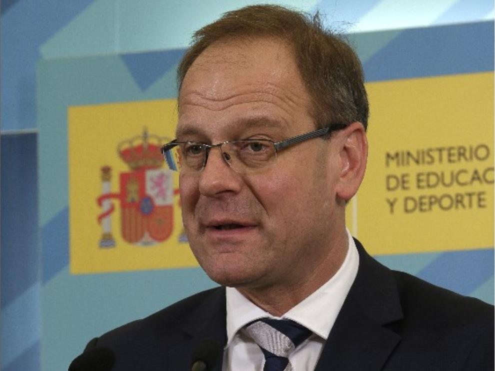 Ministro de Educación cultura y deporte, Méndez de Vigo