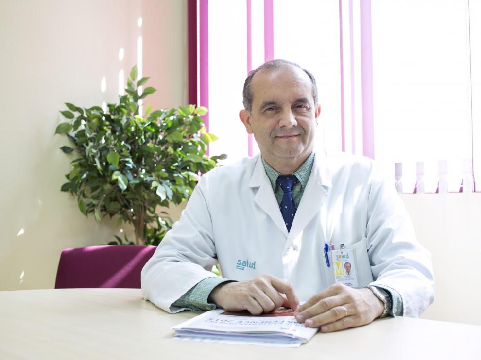El doctor Feliciano Ramos, del Hospital Clínico, fue nombrado presidente de la Sociedad Europea de Genética Humana la pasada primavera.