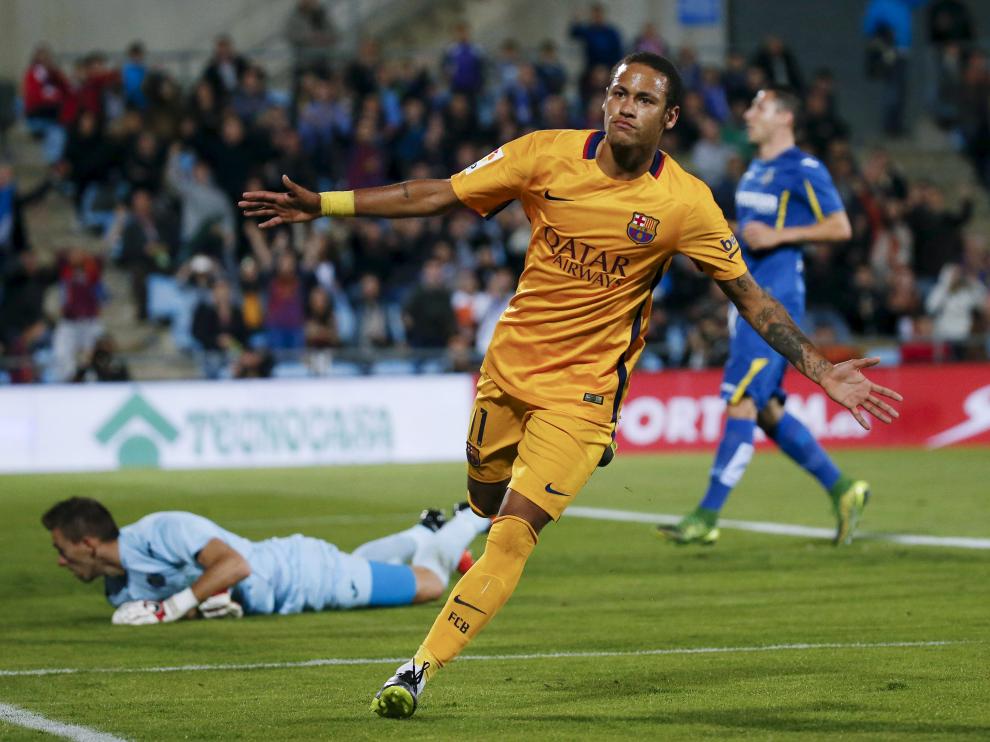 Neymar, celebrando uno de los tantos blaugranas.