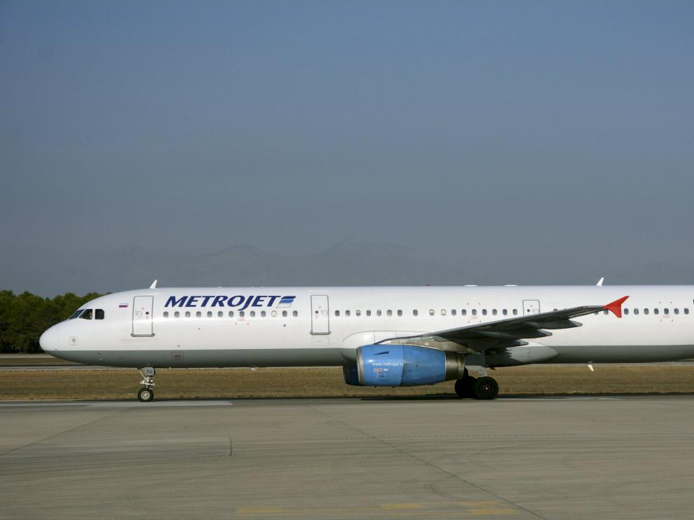 El aparato, un Airbus 320, volaba desde la localidad turística de Sharm el Sheij a la ciudad rusa de San Petersburgo