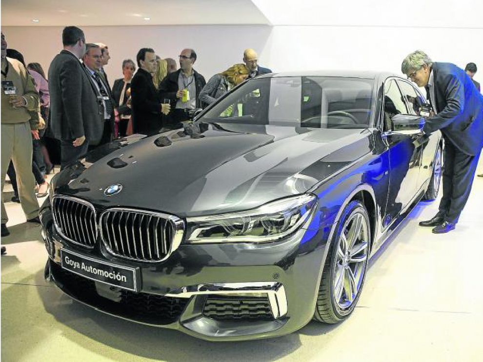 Goya Automoción presentó el nuevo Serie 7, una berlina superlativa, cargada de lujo, diseño y tecnología.
