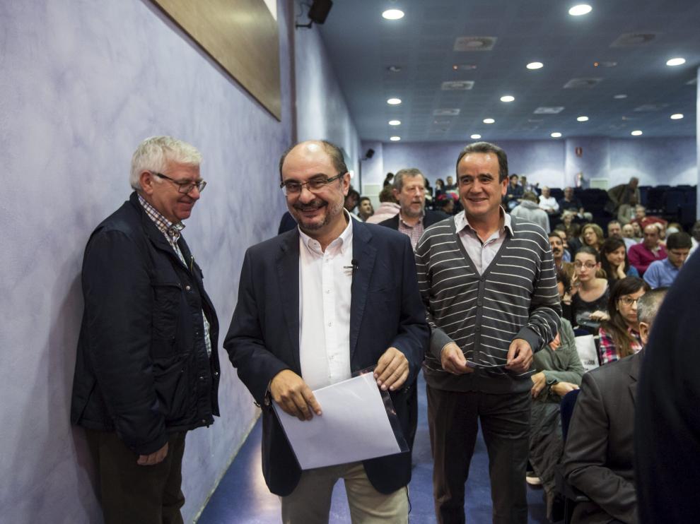 Lambán dice que "toma nota" del rechazo de la Diputación de Huesca al impuesto al esquí