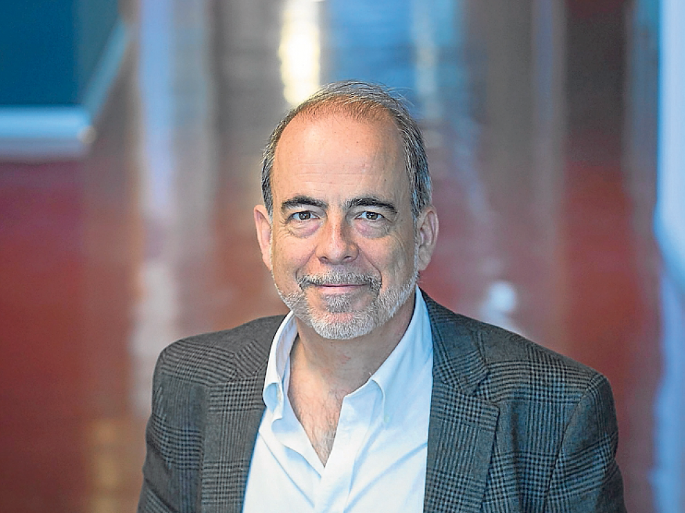 Jesús Santamaría, catedrático y subdirector del INA, coordina el proyecto Cosmic.