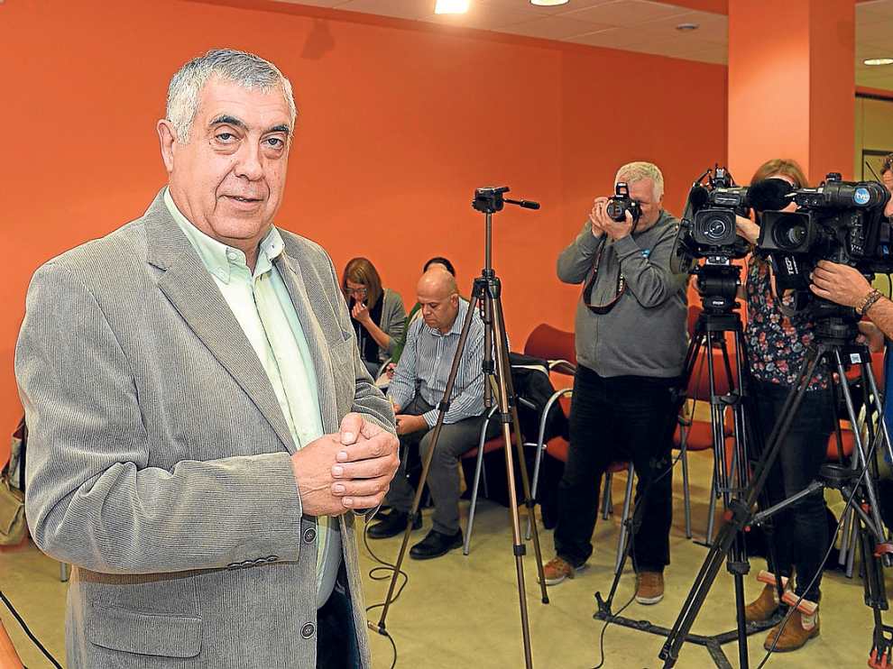 Arrufat, en la rueda de prensa donde explicó las razones de su renuncia al cargo.