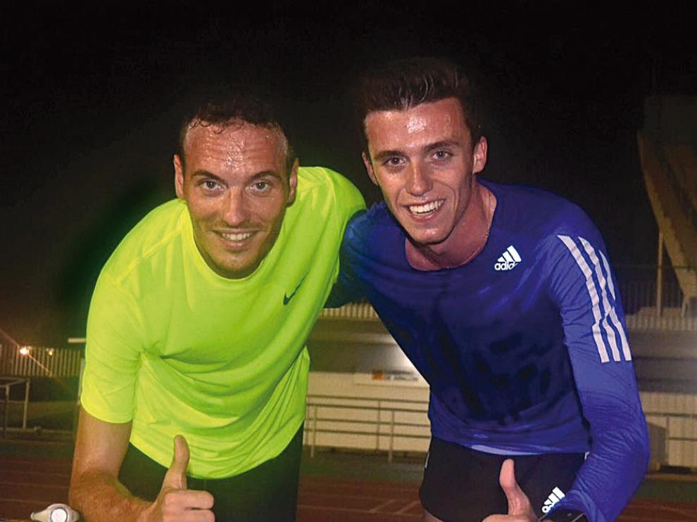 Toni Abadía izquierda junto a Carlos Mayo, en un entrenamiento reciente de los aragoneses.