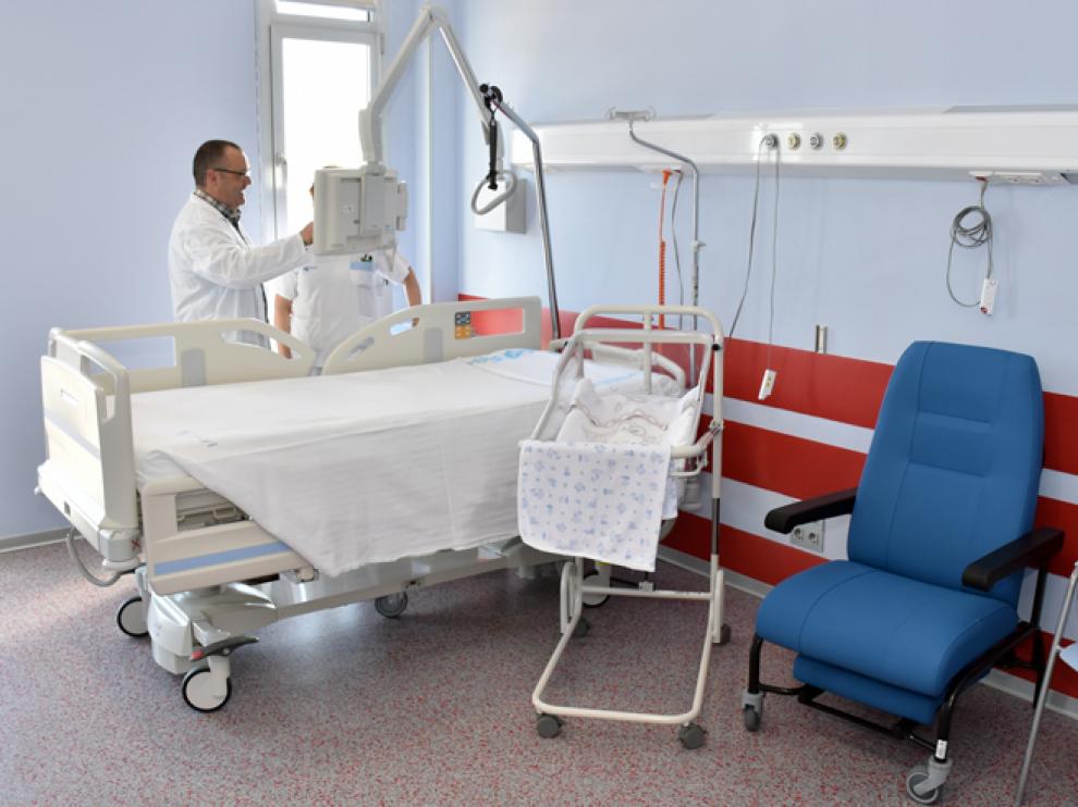 Una de las nuevas habitaciones de Obstetricia