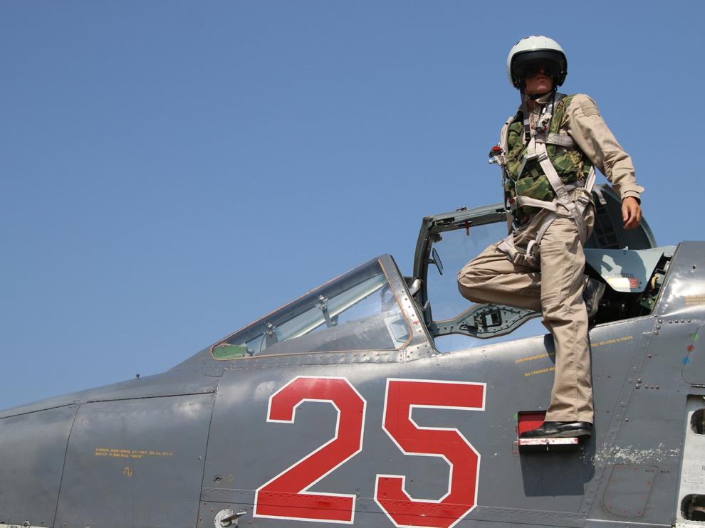 Un piloto ruso, antes de partir a uno de los ataques contra el yihadismo en Siria.