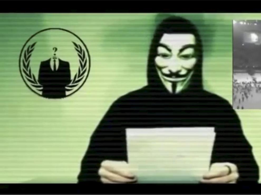 Fotograma del vídeo de Anonymous.