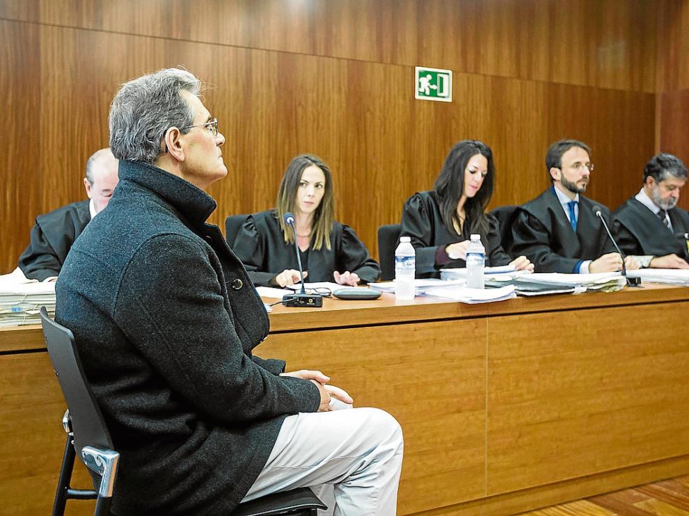 Antonio Losilla, ayer, durante la segunda sesión del juicio por el crimen de Pilar Cebrián.