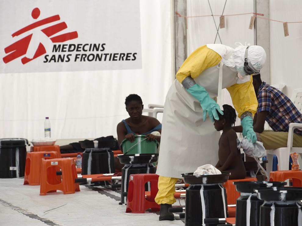 Imagen de archivo de un centro de tratamiento para el ébola de Médicos Sin Fronteras, en Monrovia.
