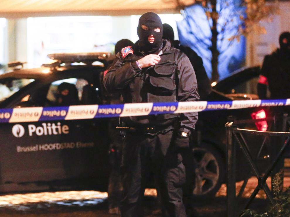 Operación policial en Molenbeek.