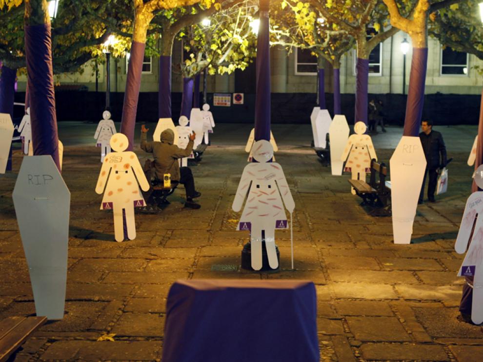 Representación de las mujeres maltratadas llevada a cabo en Soria por la asociación Antígona.