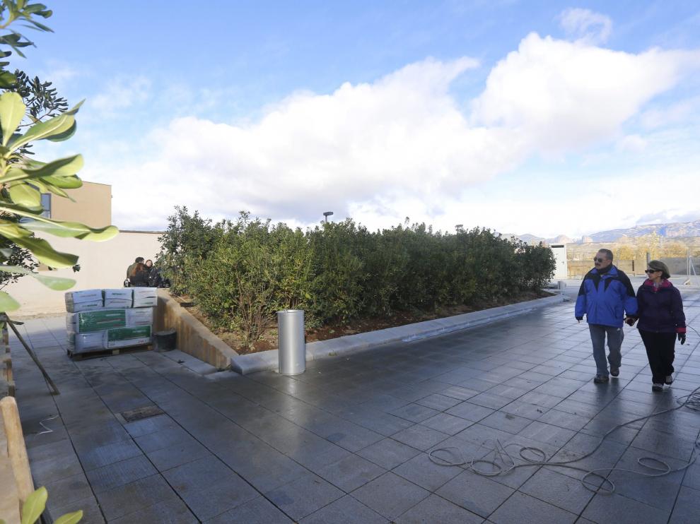 Las obras de la nueva plaza, que da acceso al paseo de la muralla, están a punto de finalizar.