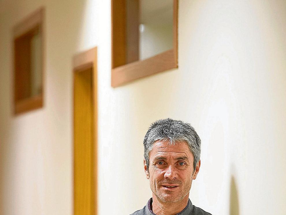 Martín Fiz, en los pasillos de la Escuela de Negocios ESIC.