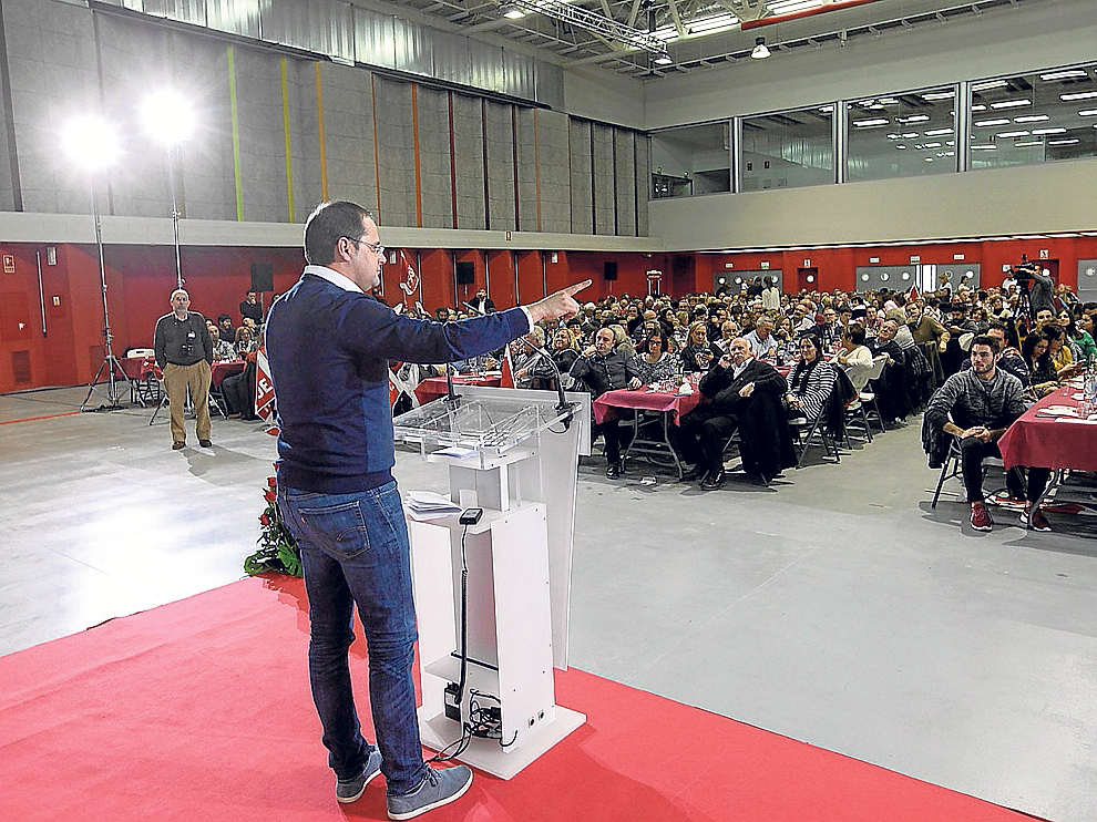 César Luena (PSOE) cerró la presentación de candidatos en el Día de la Rosa en Huesca.