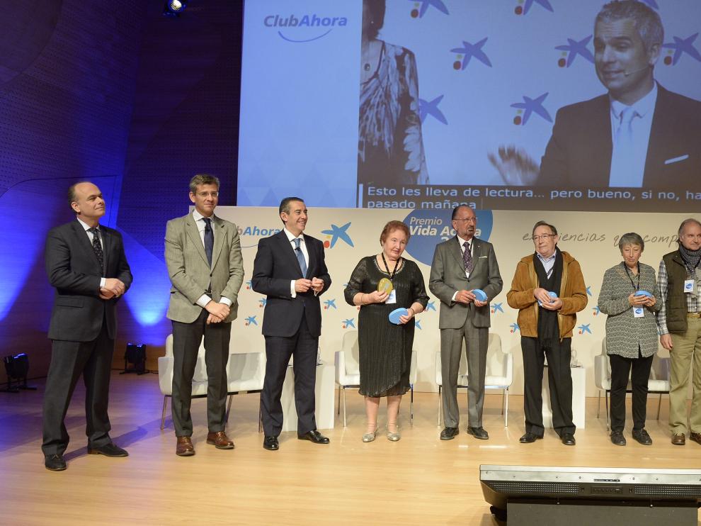 Foto de familia de los ganadoeres de los premios 'Vida activa'