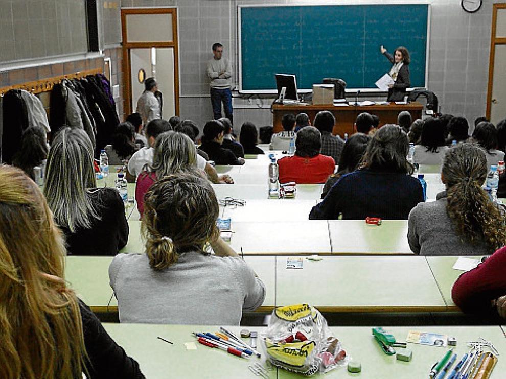 Un examen del MIR del año 2011.