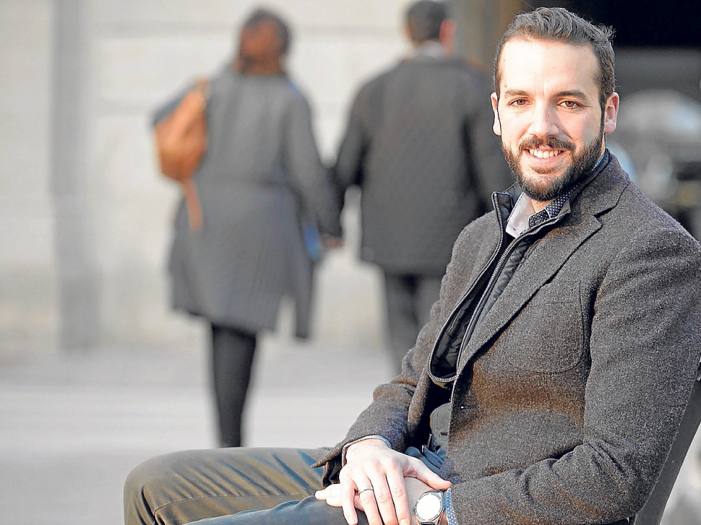 Gonzalo Palacín encabeza la lista al Congreso por el PSOE después de estrenarse en mayo como concejal de Monzón.