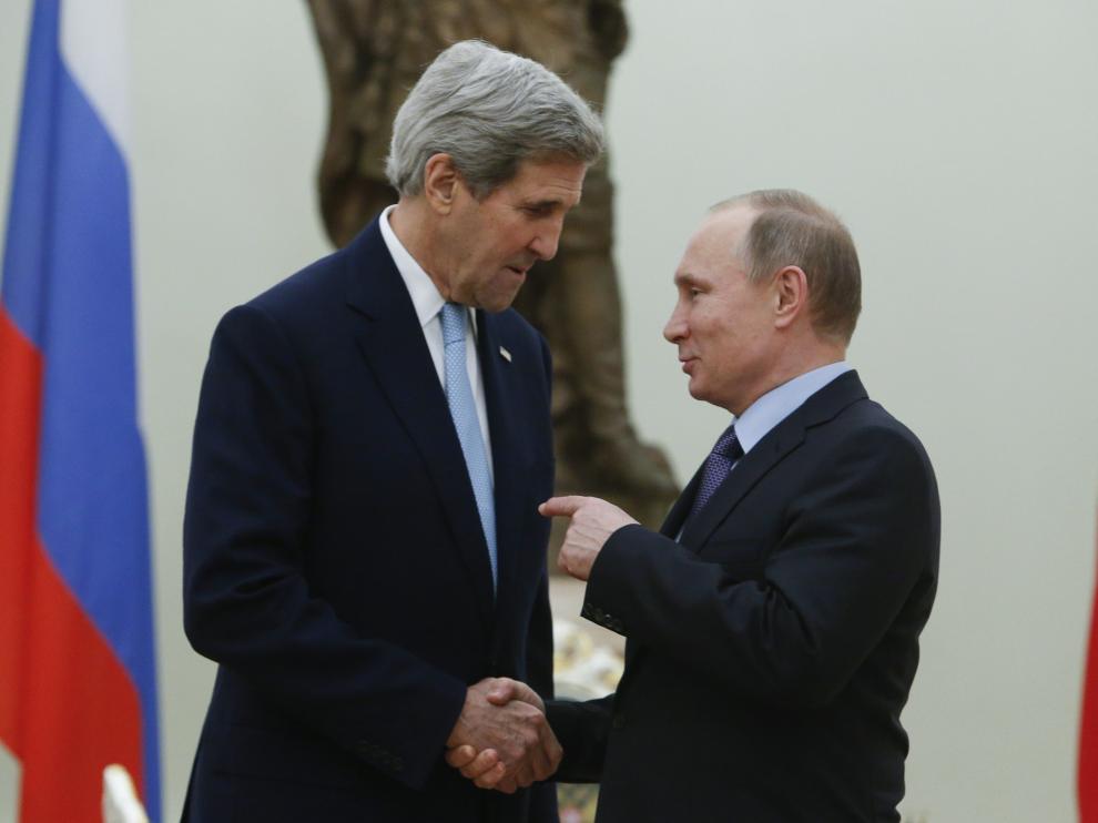 Putin y Kerry se ven en el Kremlin