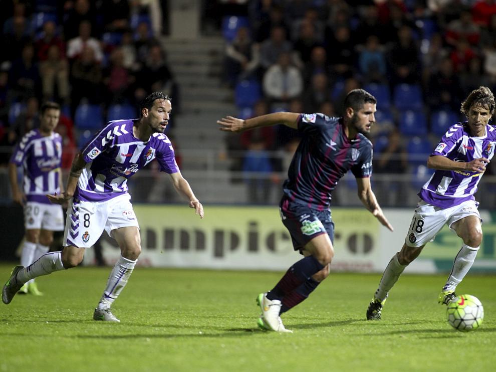 Fran Mérida, en el partido del Huesca contra el Valladolid