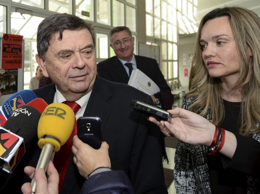 El rector Manuel López y la consejera Pilar Alegría, este miércoles en el campus de Teruel con motivo del 25 aniversario de la Politécnica.