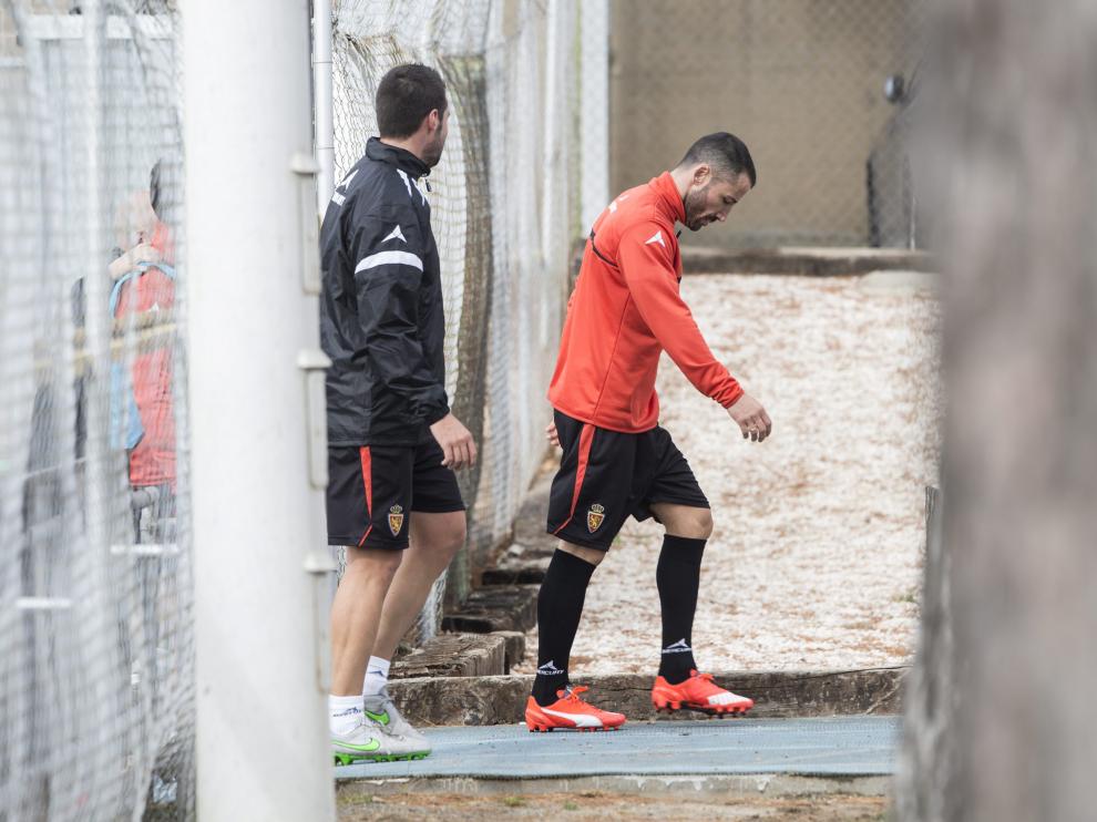 Mario se retira al gimnasio de la Ciudad Deportiva, en un entrenamiento