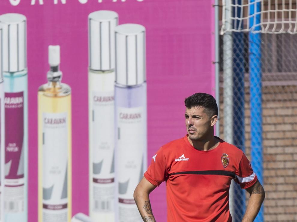 Abraham, durante un entrenamiento del Real Zaragoza