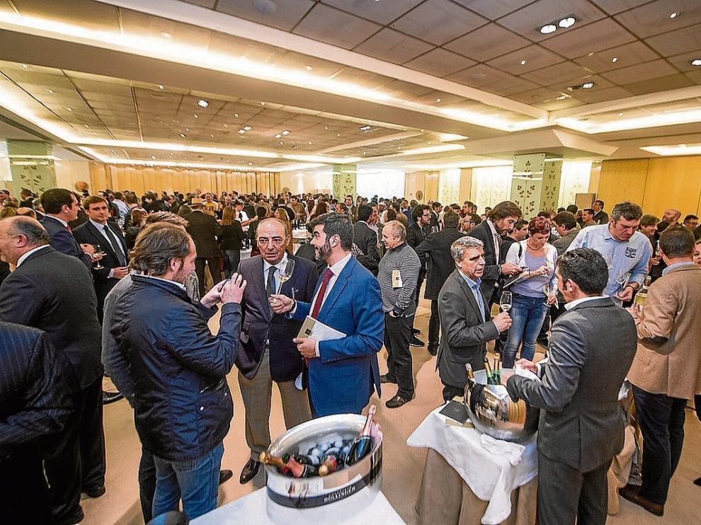 Una visión panorámica de la sala donde se desarrolló la Journée des Champagnes.