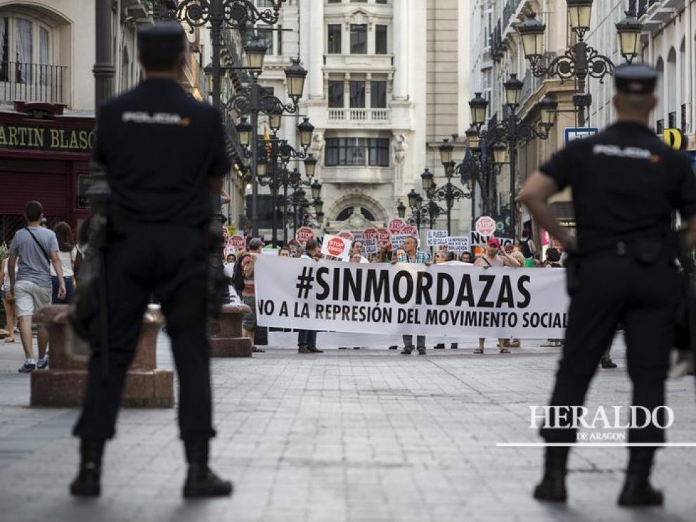 Manifestación en Zaragoza contra la Ley Mordaza en Zaragoza el 30 de junio.