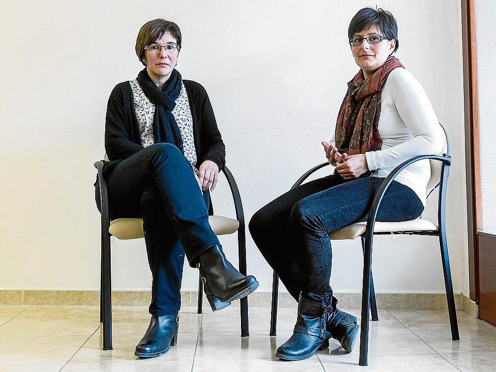 Las madres de los niños afectados por Duchenne, que se reunieron ayer con miembros de Adislaf.