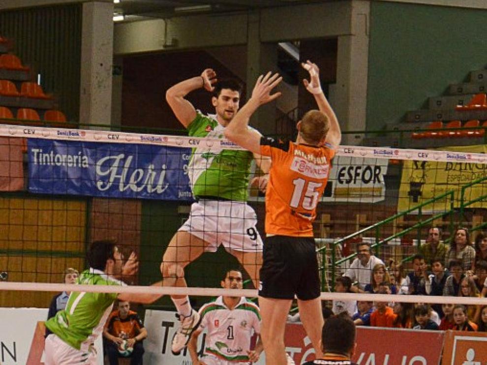 ?Xavi Folguera, en un partido contra el CAI Voleibol Teruel