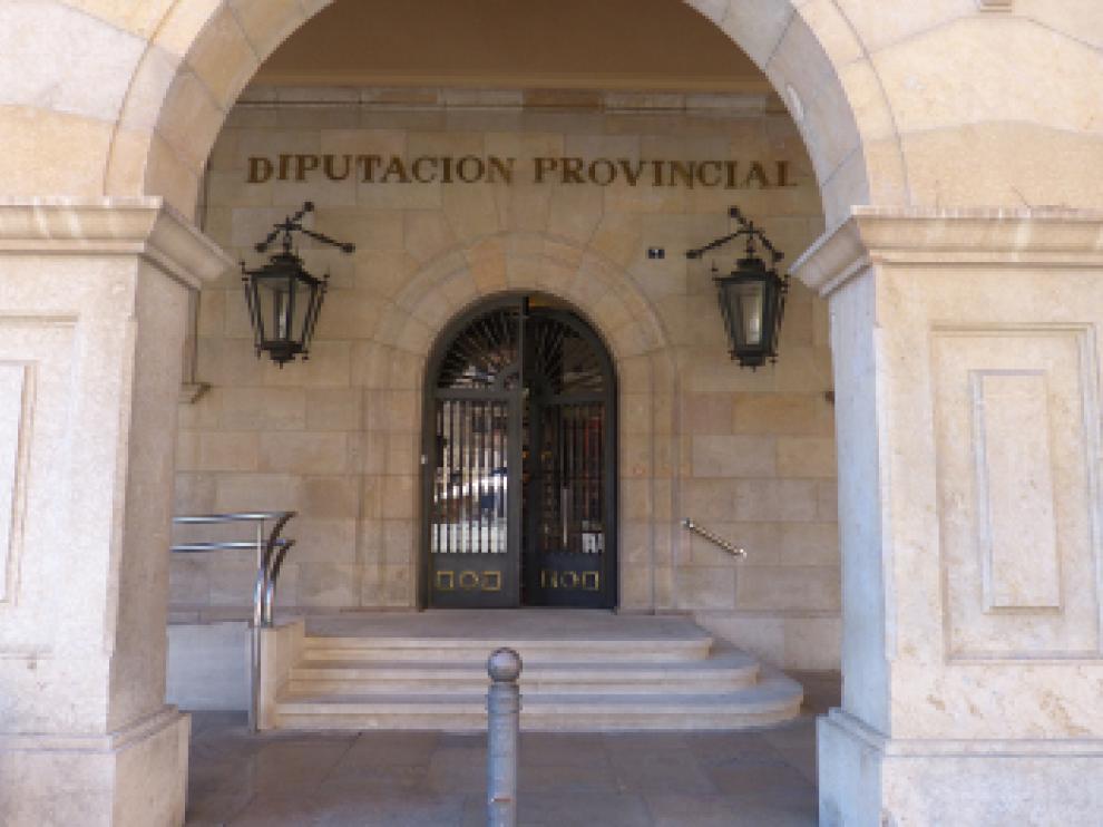 Fachada de la sede principal de la Diputación de Teruel.