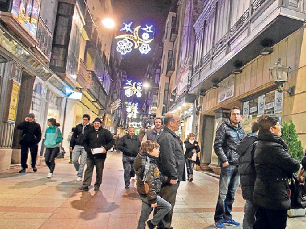Las colas en las administraciones de la capital se han repetido durante estos días para cobrar algún premio y, menos, para comprar billetes para El Niño.