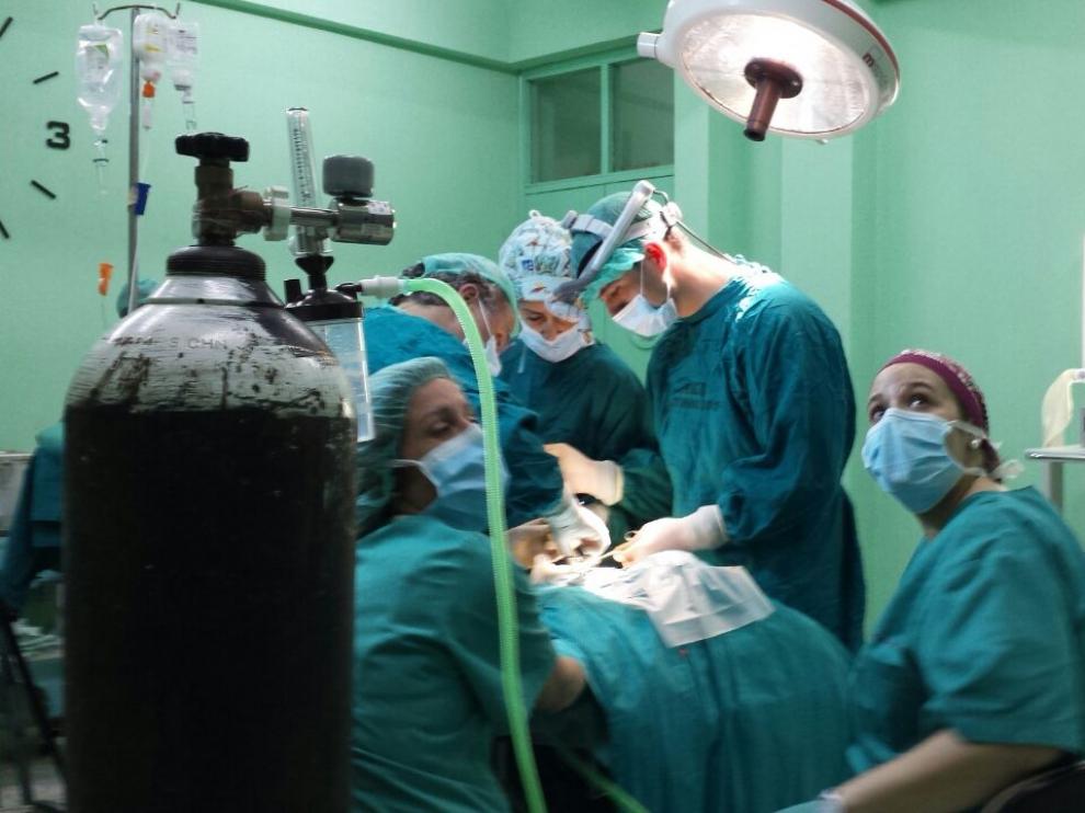 Una misión humanitaria de médicos aragoneses en Tanzania.