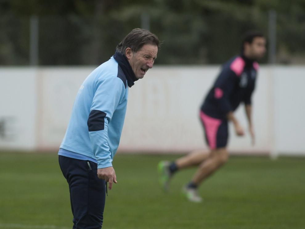 Anquela, durante el entrenamiento del viernes.