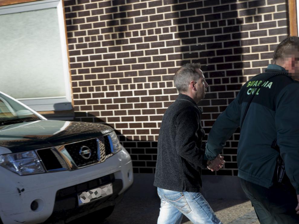 El detenido como presunto autor del crimen de Ricla.