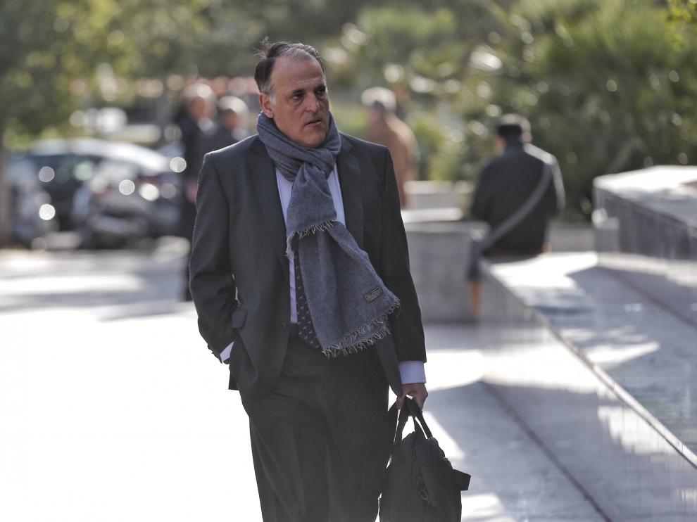 Javier Tebas llega a la Ciudad de la Justicia de Valencia