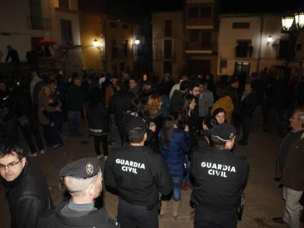 Momentos de tensión por la celebración del toro embolado en Olocau del Rey.