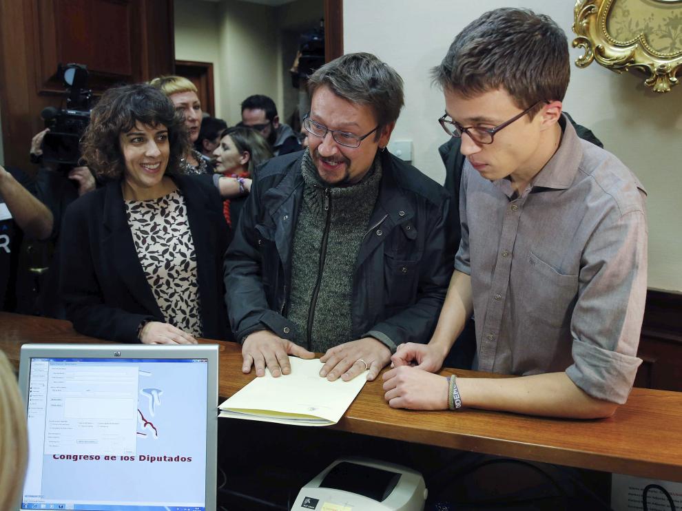 Momento en el que Podemos hacía su petición al Congreso.