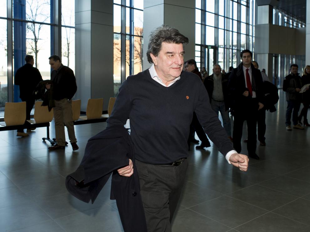 Francisco José Aramburu, empleado de la empresa Sagain, en los pasillos de los juzgados.