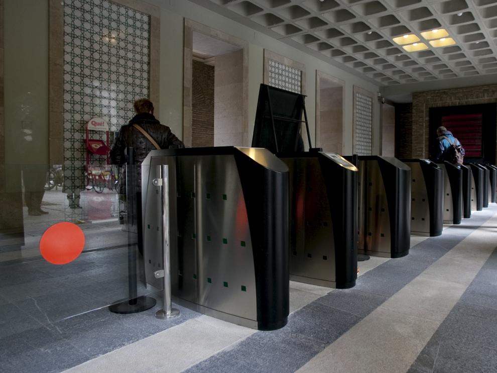 Accesos a la sede central de la DGA.