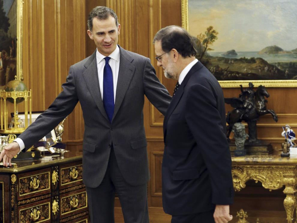 El Rey junto a Rajoy rn una foto de archivo.