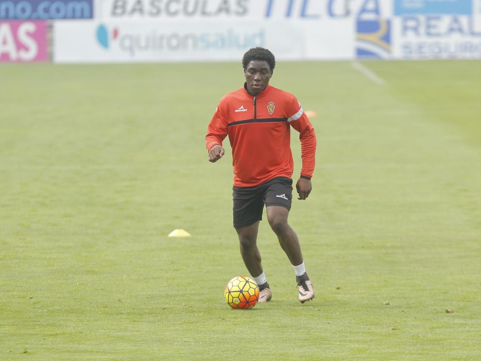 Entrenamiento del Real Zaragoza este sábado por la mañana