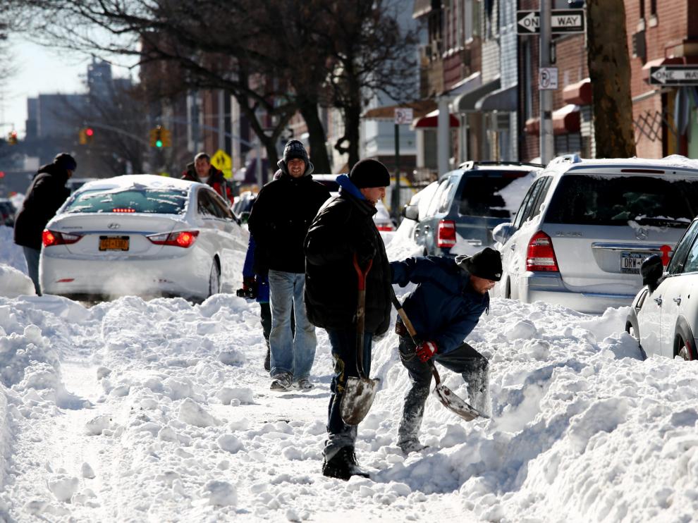 Nueva York recupera la normalidad después de la nevada.